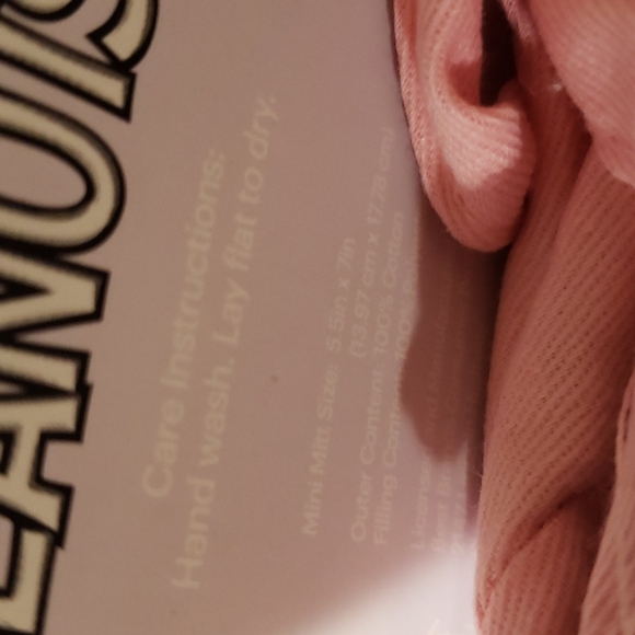 2 pk Peanuts snoopy Easter Blessings mini mitts NWT - Picture 2 of 3